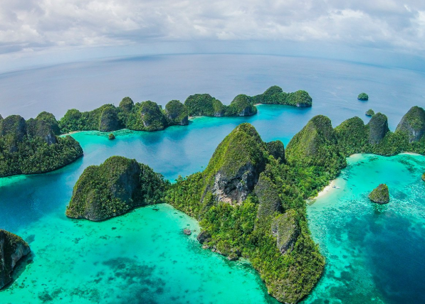 Keindahan Raja Ampat Pukau Wisatawan dari Berbagai Negara
