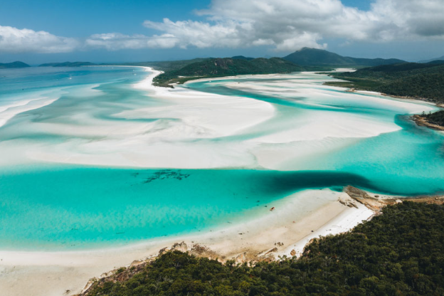 Pesona Pantai Putih Australia yang Sangat Memikat