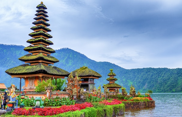 Wisata Bali Pulau Dewata dengan Pantai dan Budaya Unik