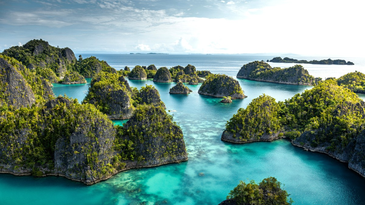 Review Wisata Raja Ampat Papua Barat Surga Tropis Dunia