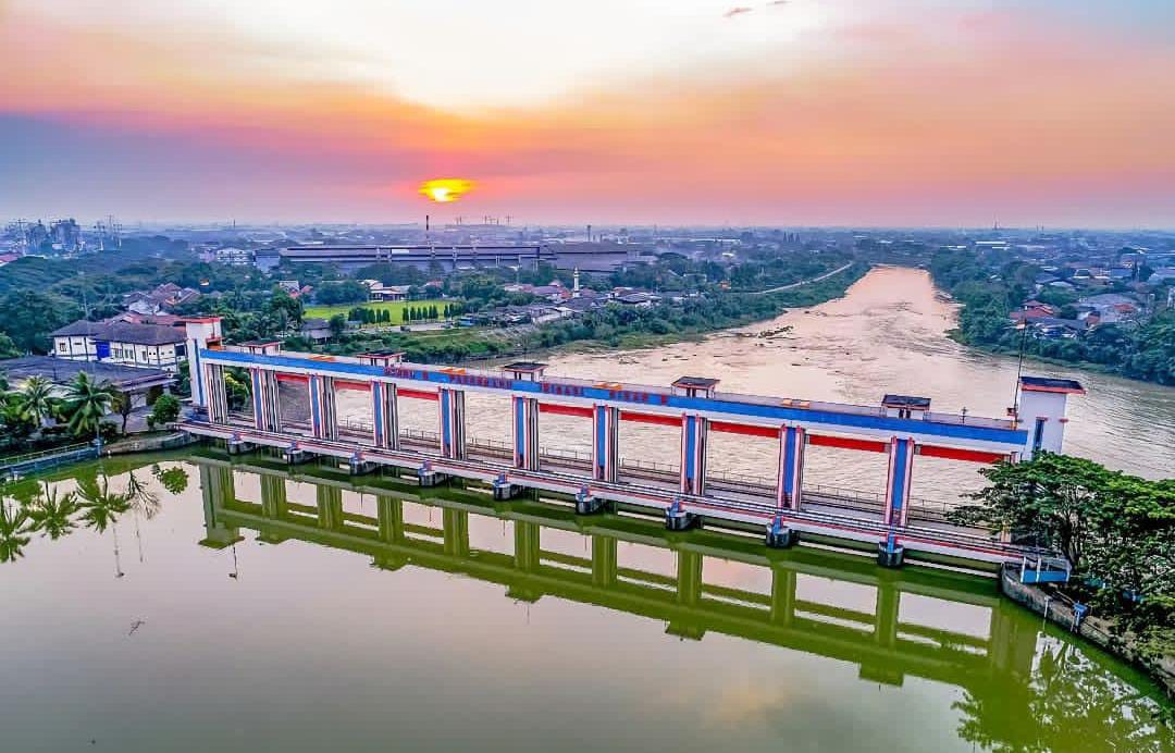 Review Wisata Pintu Air Sepuluh Warisan Sejarah Tangerang