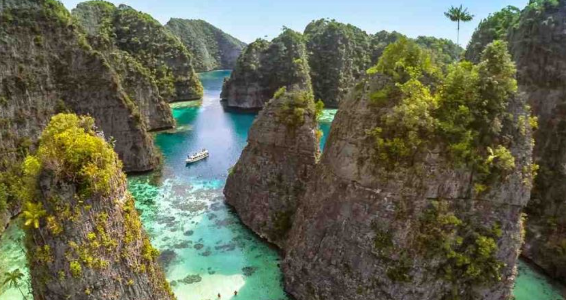 Pulau Eksotis Liburan Tenang Surga Tropis Indonesia